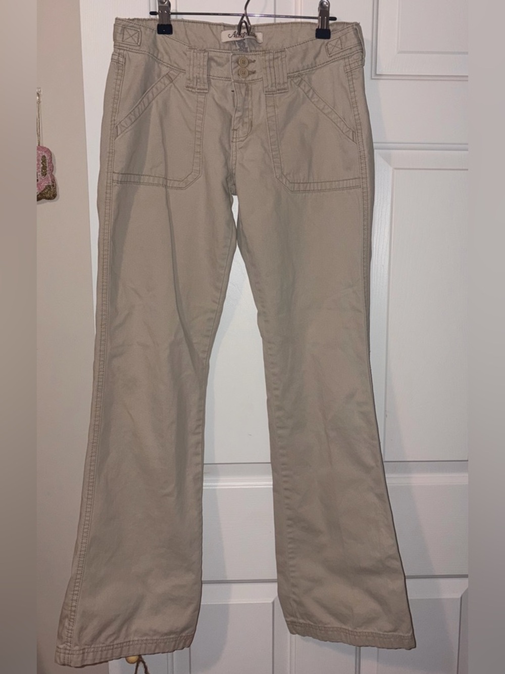 Vintage Y2K Aeropostale Women’s Low Rise Flare Khakis 5/6 Long